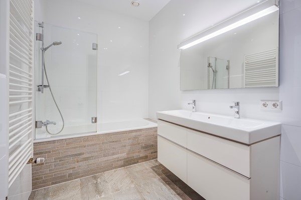 Medium property photo - Dibbetsstraat 44, 2518 PT Den Haag